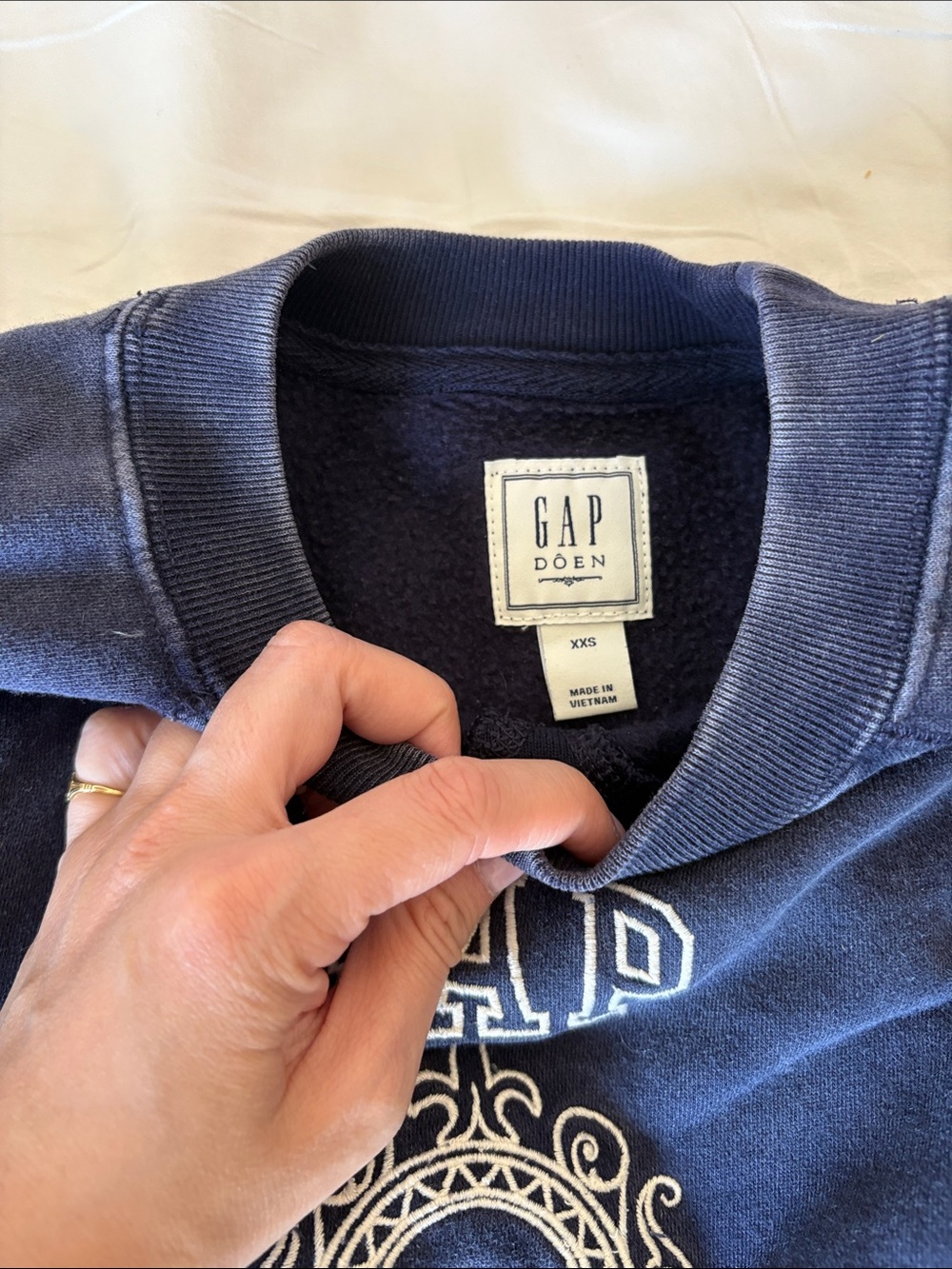 Gap x Doen sweater shirt - Picture 3 of 4